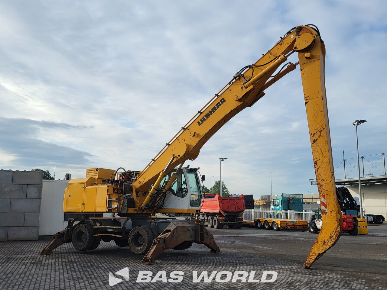 Other : Liebherr A934 مناولات المخلفات مناولات صناعية
