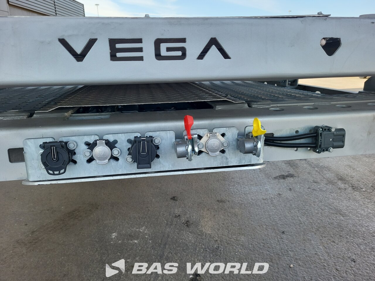Other : Vega Car/Truck Transporter Semi Trailer