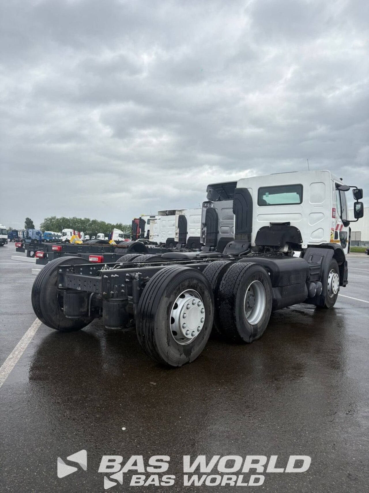 Other : Renault D-WIDE 320 Kuorma auto alusta