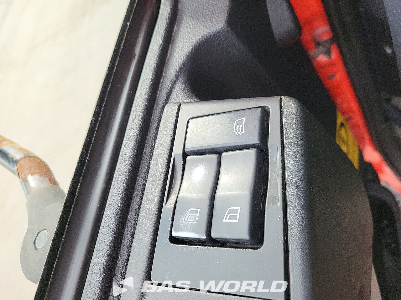 Other : Volvo FL 250 Flatbed trucks