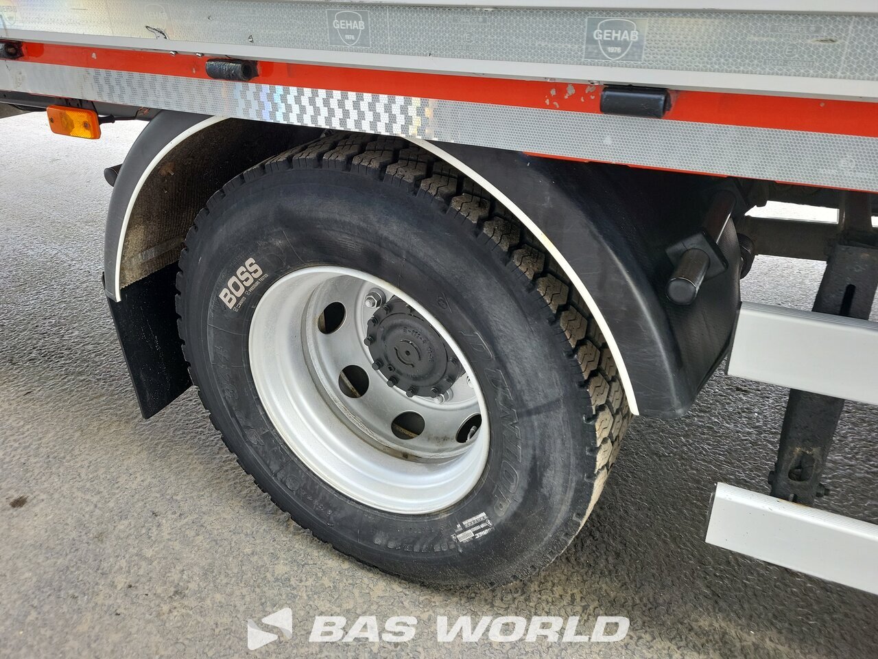 Other : Volvo FL 250 Flatbed trucks