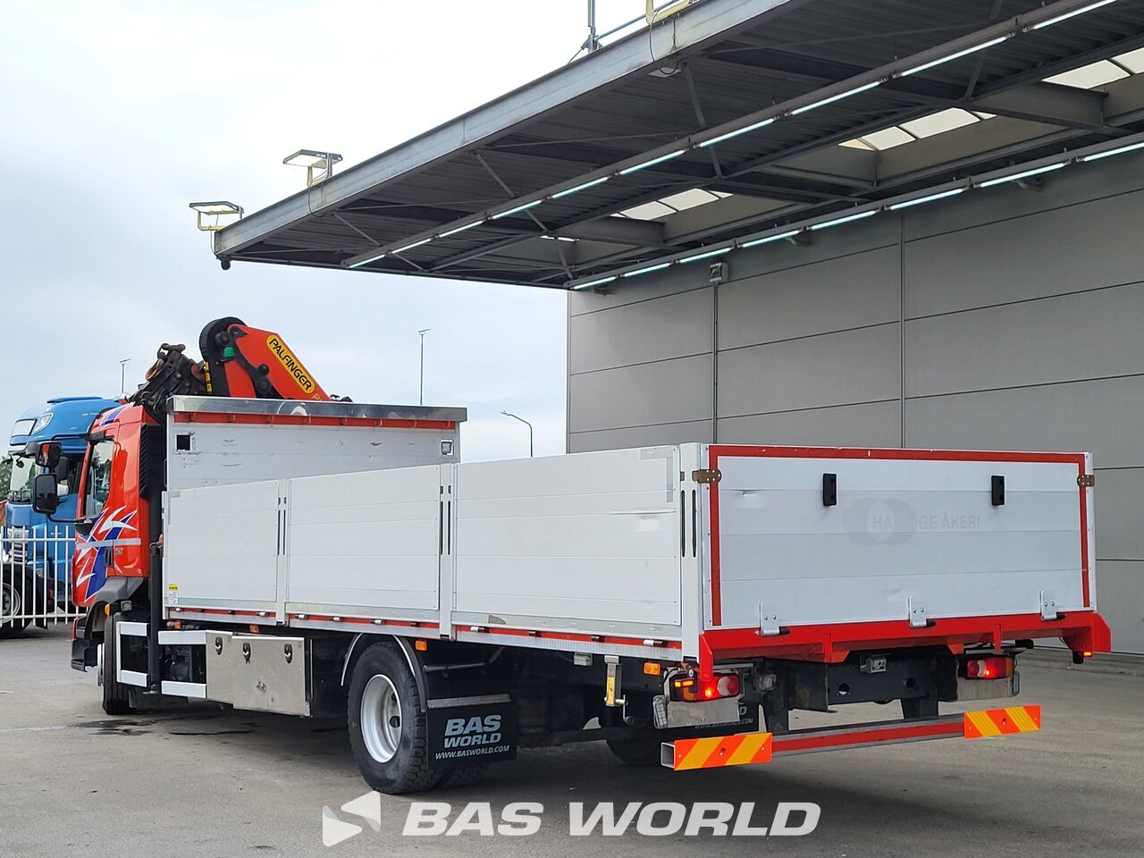 Other : Volvo FL 250 Flatbed trucks