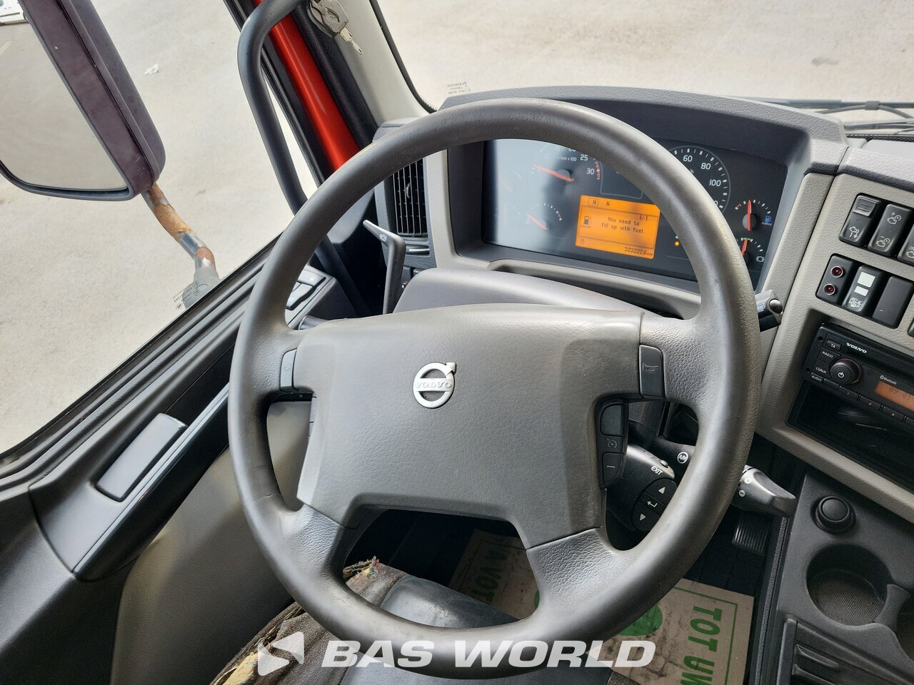 Other : Volvo FL 250 Flatbed trucks