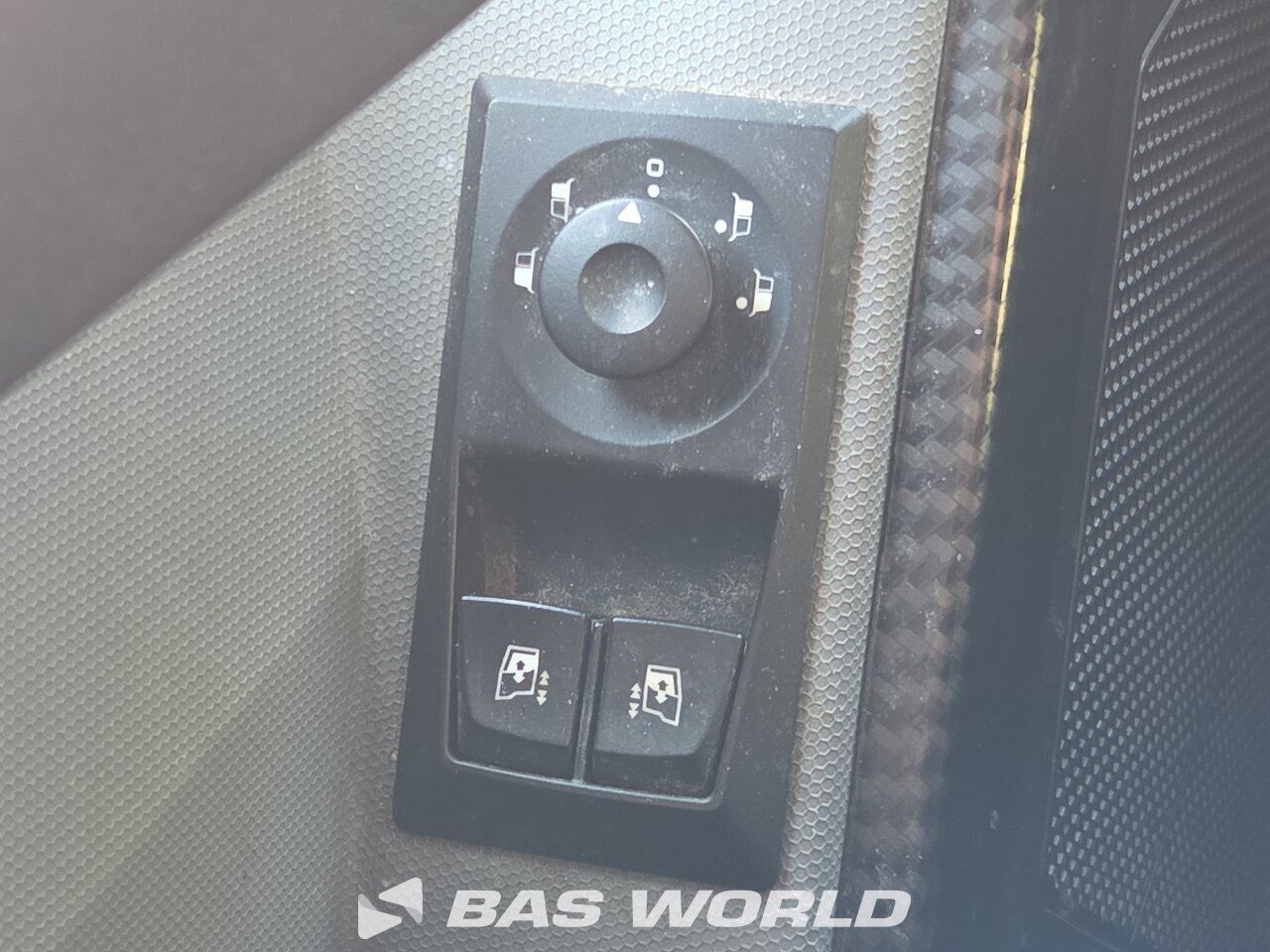 Other : Renault T 520 tegljač