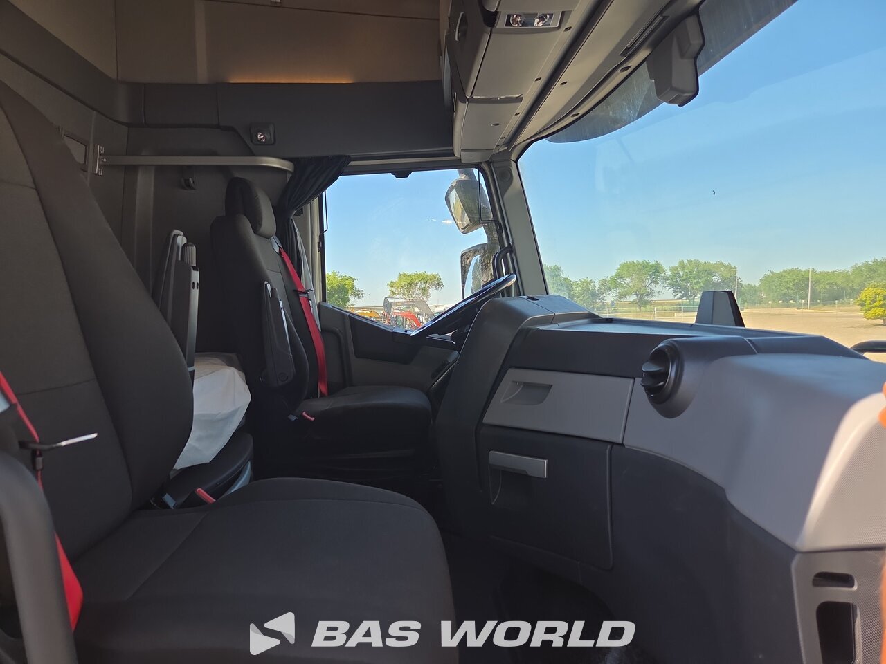 Other : Renault T 520 tegljač