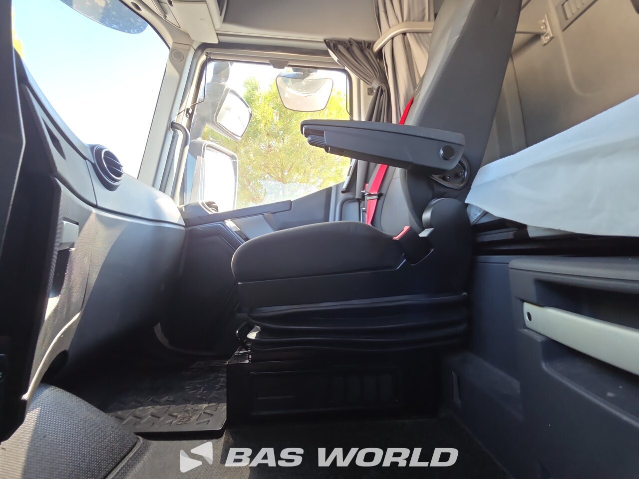 Other : Renault T 520 tegljač