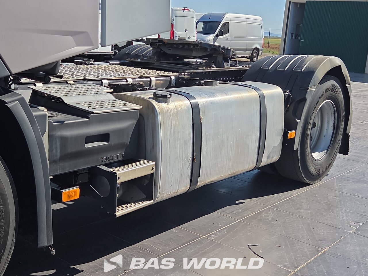 Other : Renault T 520 tegljač