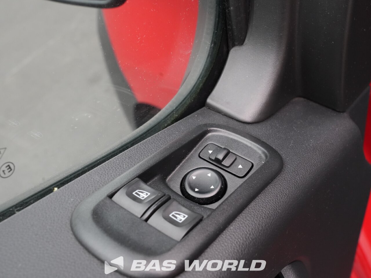 Other : Renault Master 135PK Затворен хладилен ван