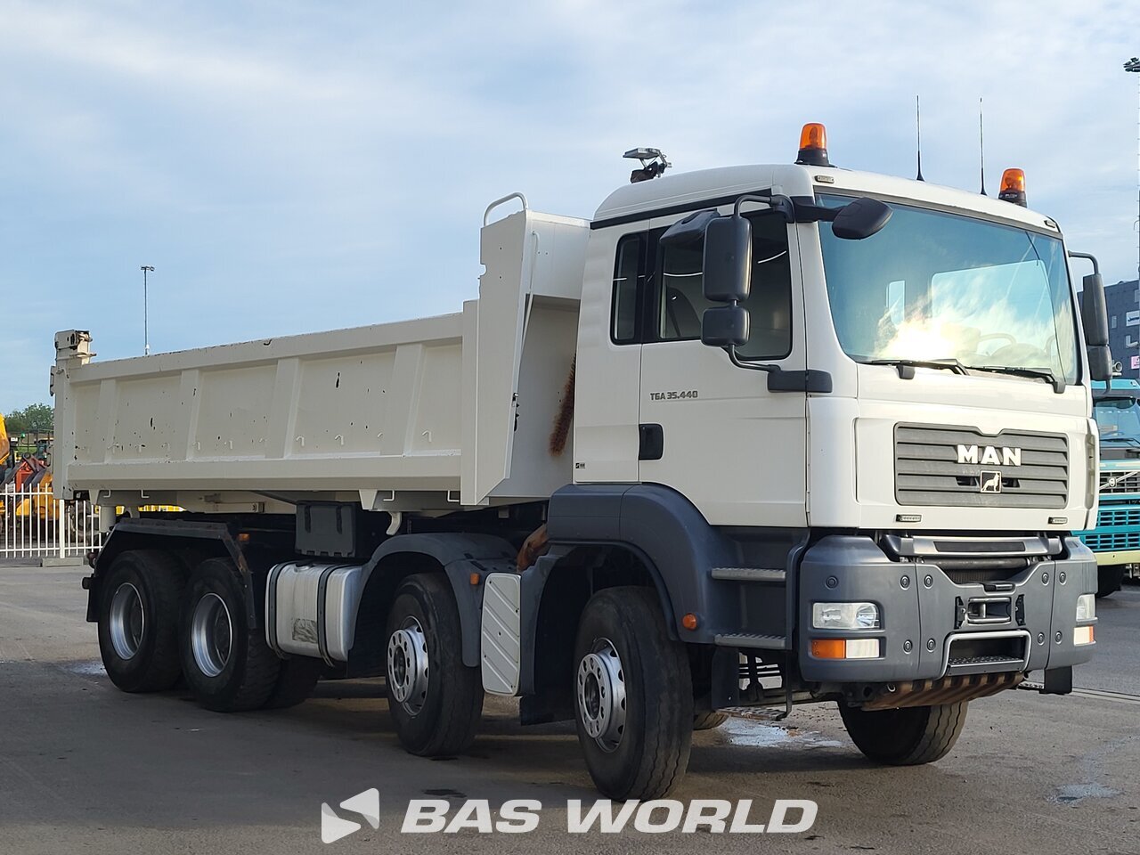 Other : MAN TGA 35.440 Tipper