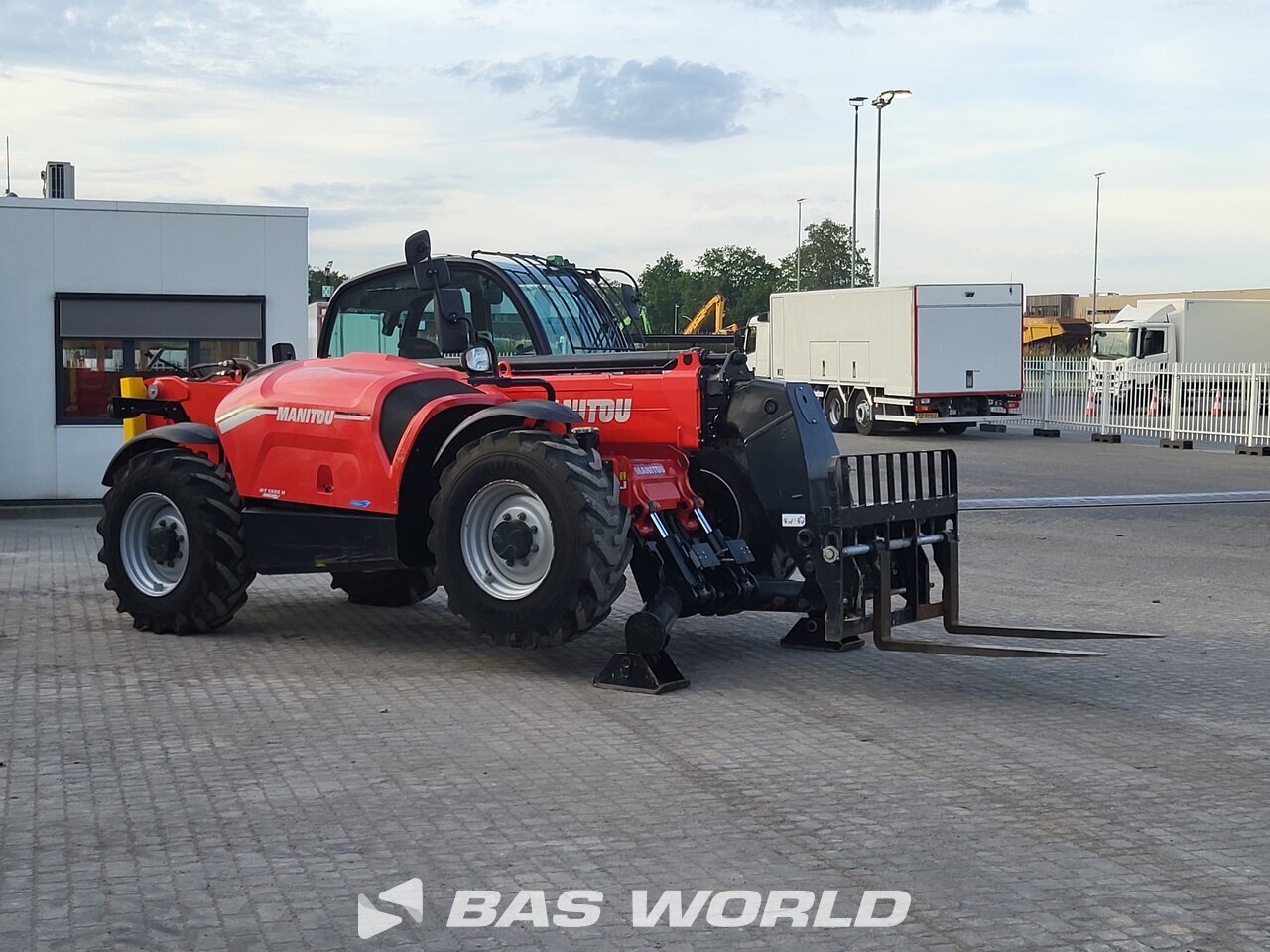 Other : Manitou MT1335 H رافعة تلسكوبية