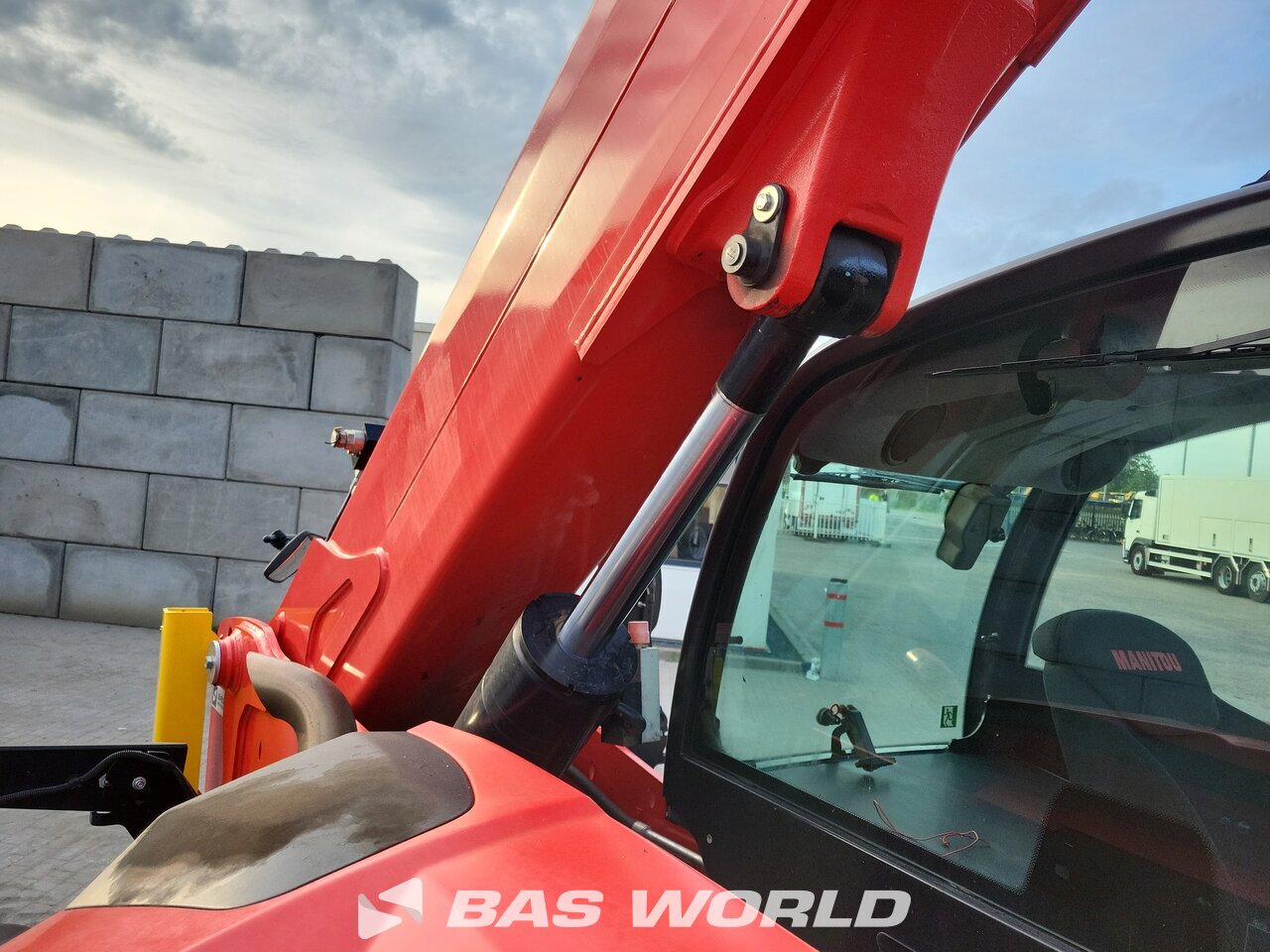 Other : Manitou MT1335 H رافعة تلسكوبية