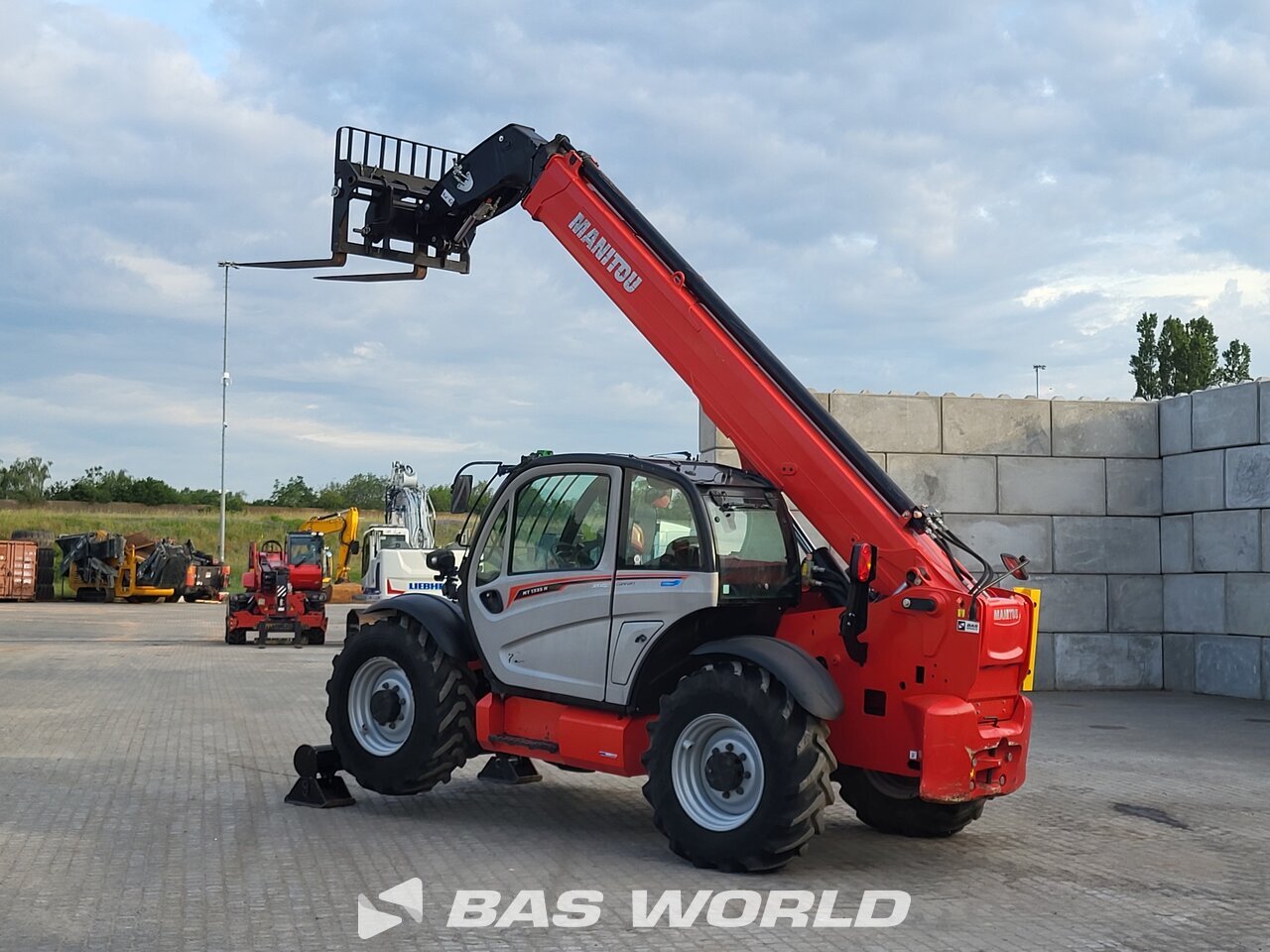 Other : Manitou MT1335 H رافعة تلسكوبية