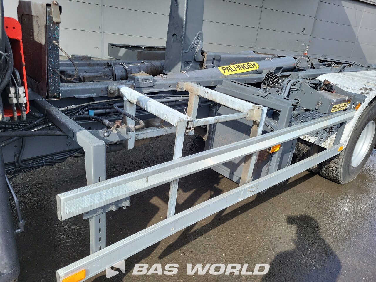 Other : Scania P360 hooklift truck