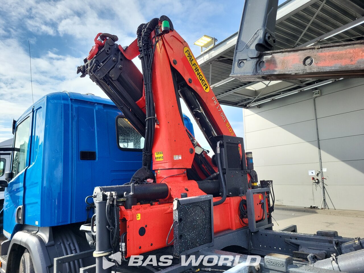 Other : Scania P360 hooklift truck