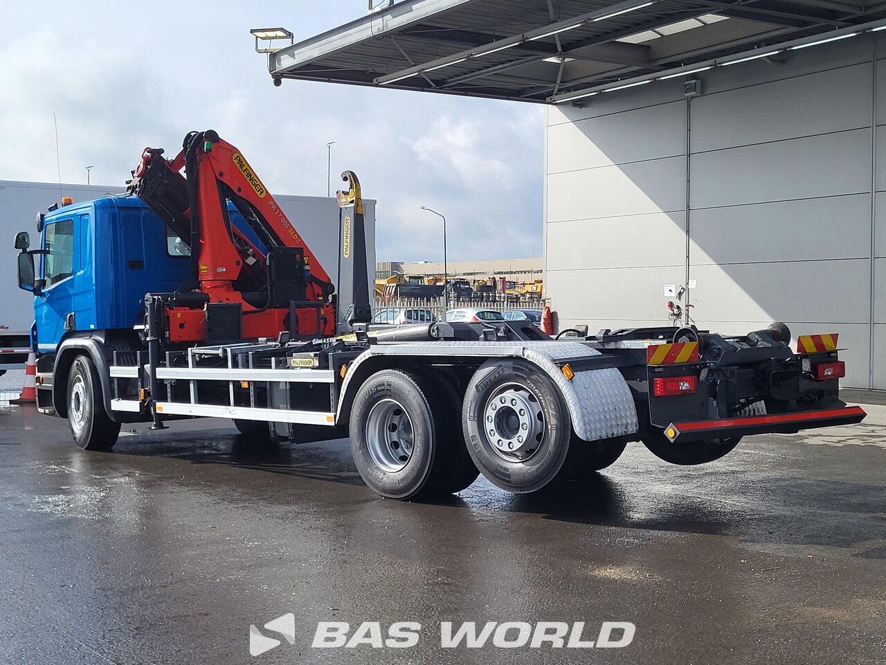 Other : Scania P360 hooklift truck