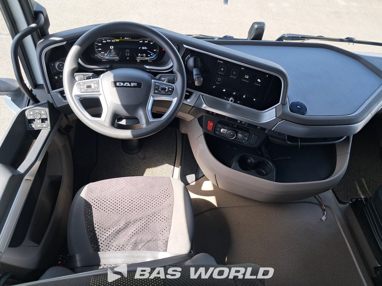 Other : DAF XG 480 Vetopöytäauto