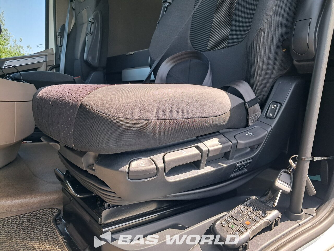 Other : DAF XG 480 Vetopöytäauto