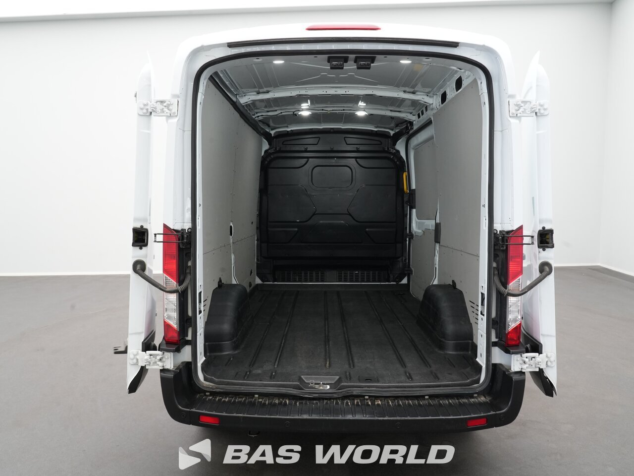 Other : Ford Transit 130pk Furgão