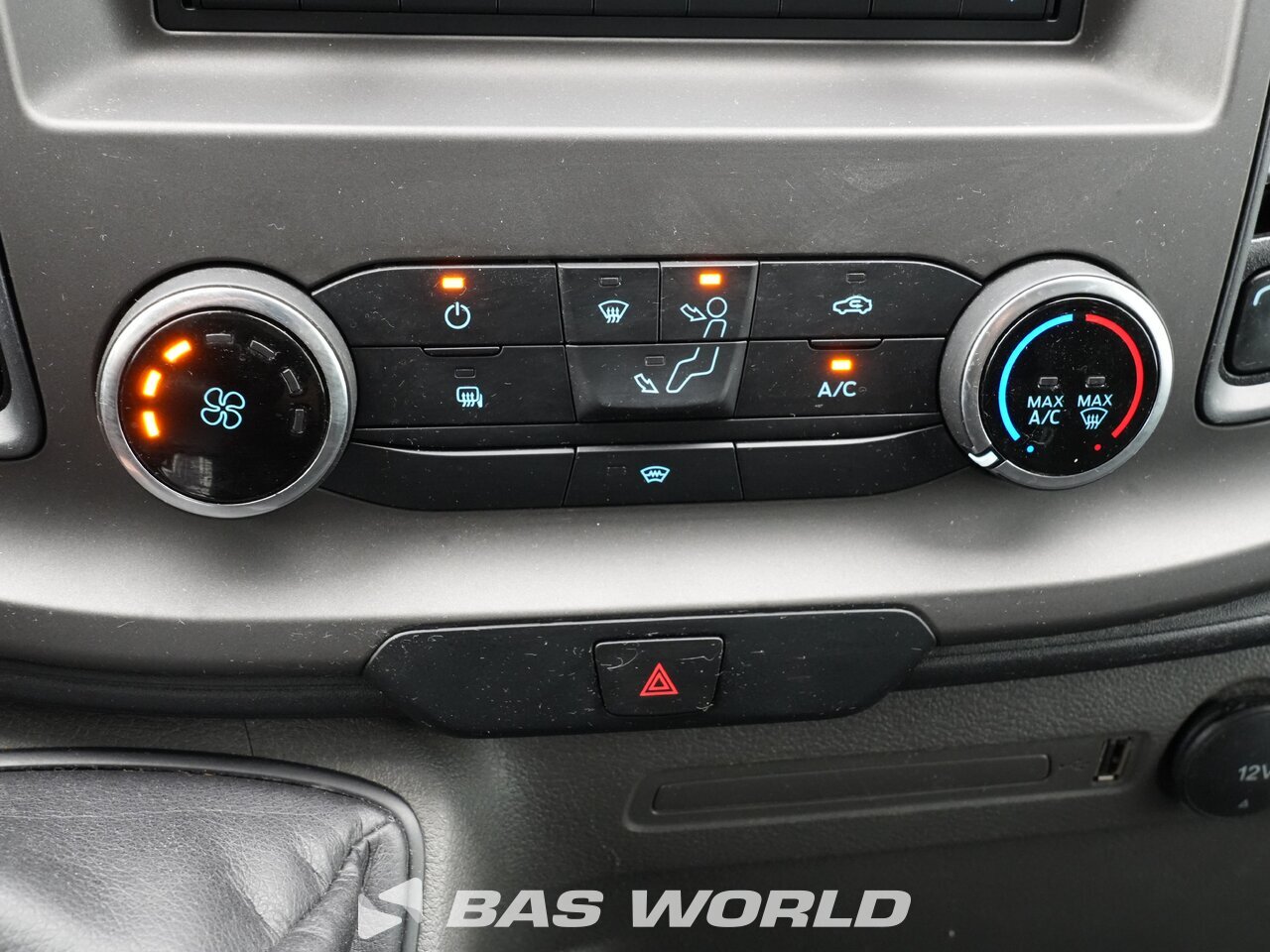 Other : Ford Transit 130pk Furgão