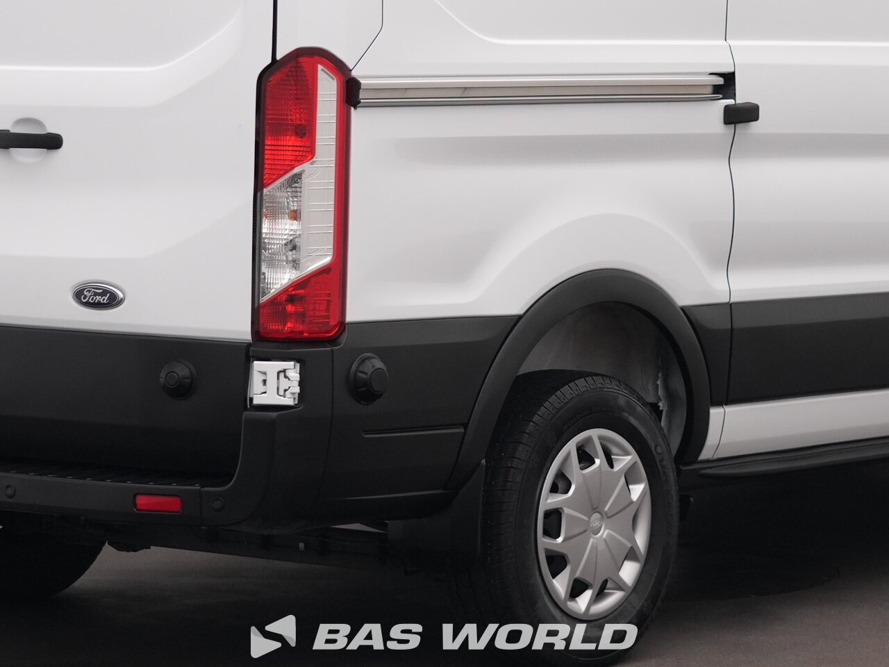 Other : Ford Transit 130pk Furgão