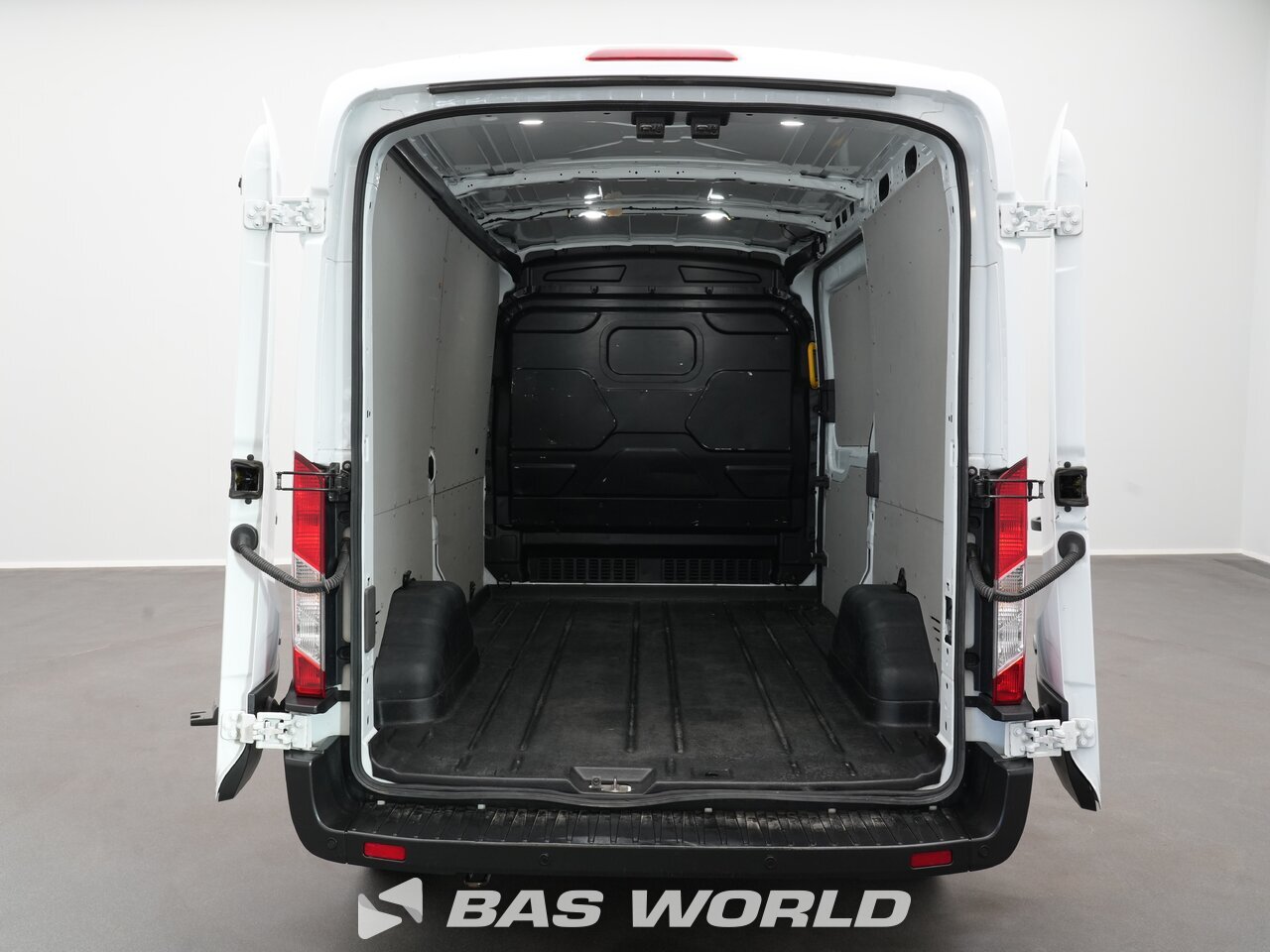 Other : Ford Transit 130pk Furgão