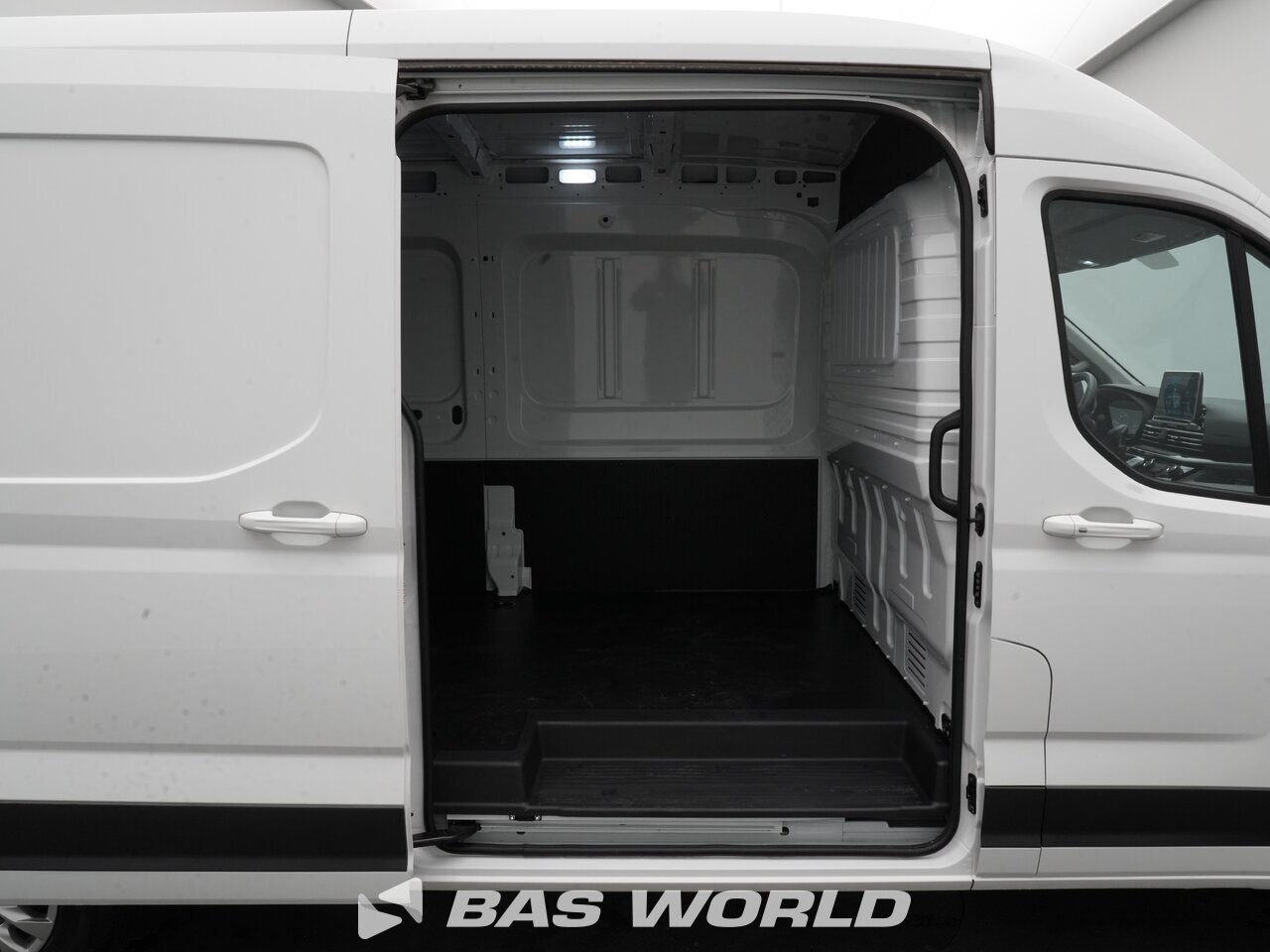 Other : Maxus eDeliver 9 Closed box van