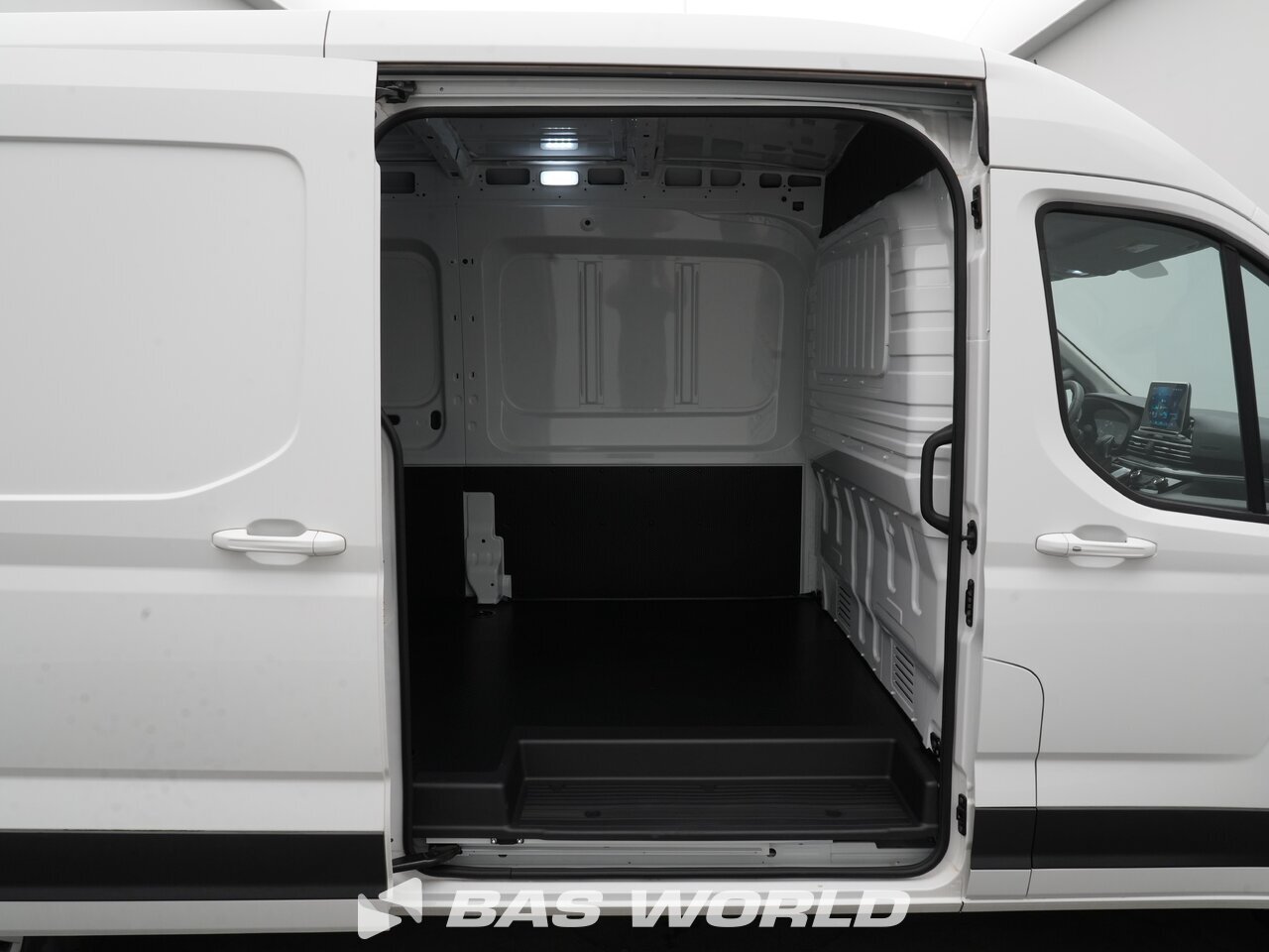Other : Maxus eDeliver 9 Closed box van