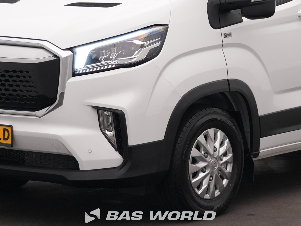 Other : Maxus eDeliver 9 Closed box van