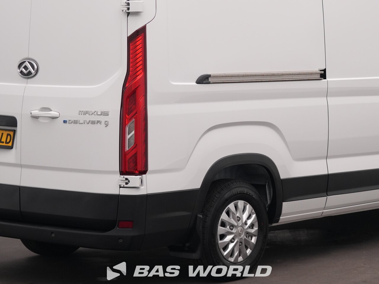 Other : Maxus eDeliver 9 Closed box van