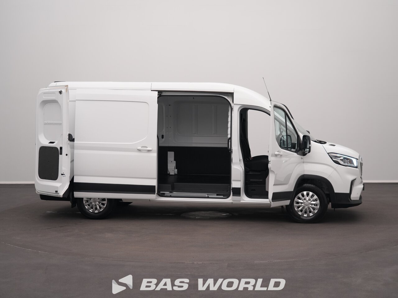 Other : Maxus eDeliver 9 Closed box van