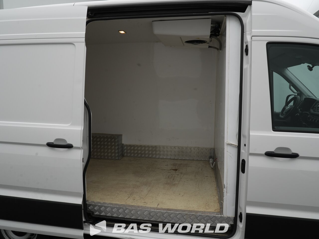 Other : Volkswagen Crafter 140pk Затворен хладилен ван