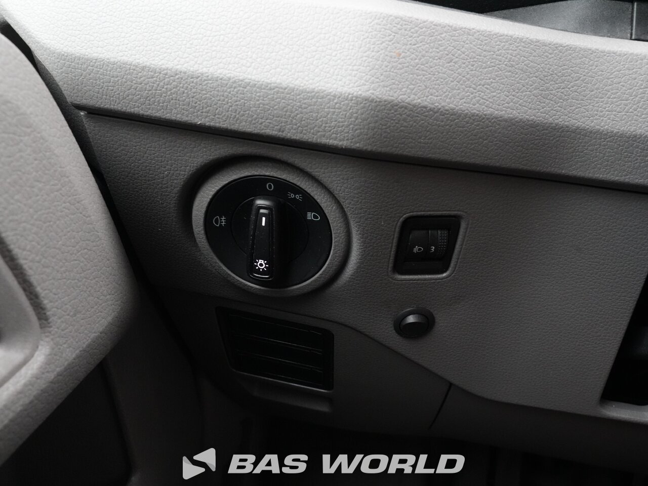 Other : Volkswagen Crafter 140pk Затворен хладилен ван