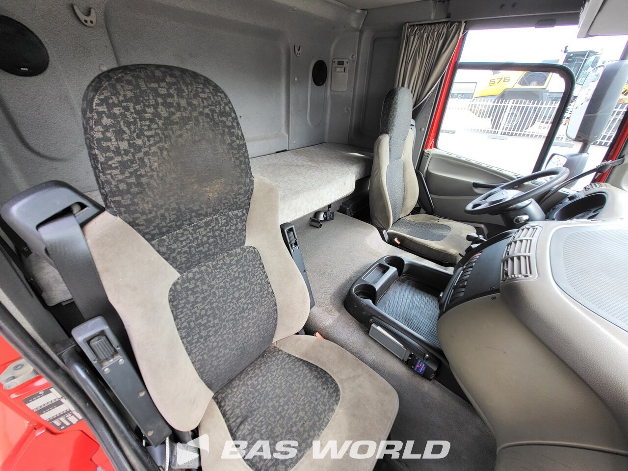 Other : DAF CF85.360 شاحنات مسطحة