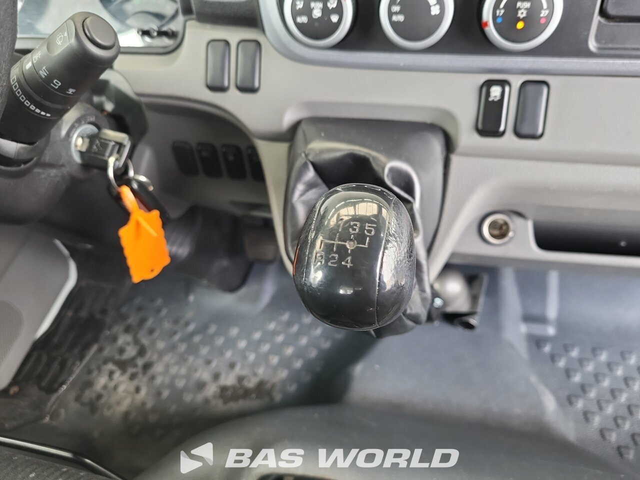 Other : Mitsubishi Fuso Canter 3S13 Kastenwagen