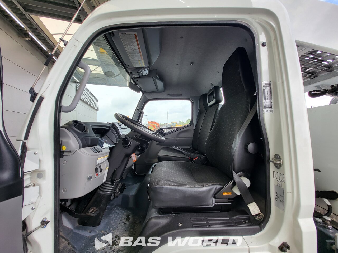 Other : Mitsubishi Fuso Canter 3S13 Kastenwagen