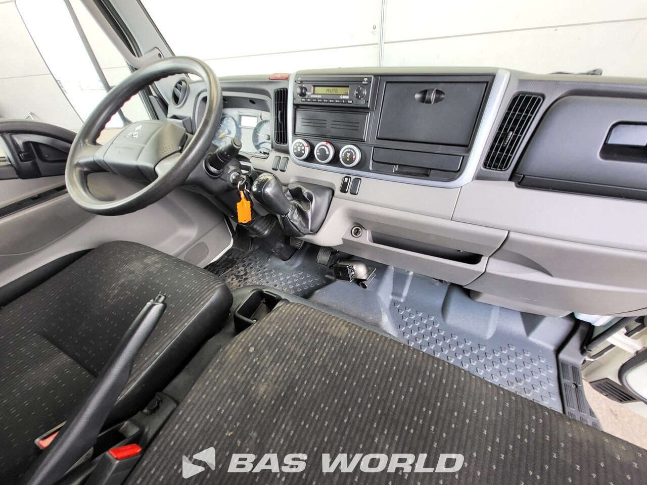 Other : Mitsubishi Fuso Canter 3S13 Kastenwagen