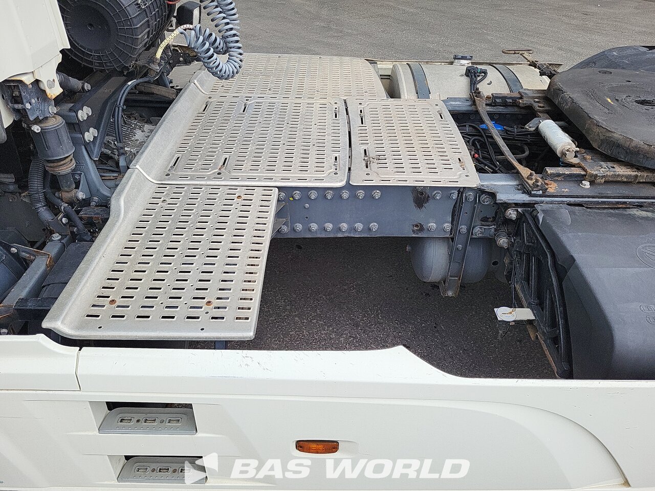 Other : DAF CF 400 sattelzugmaschine