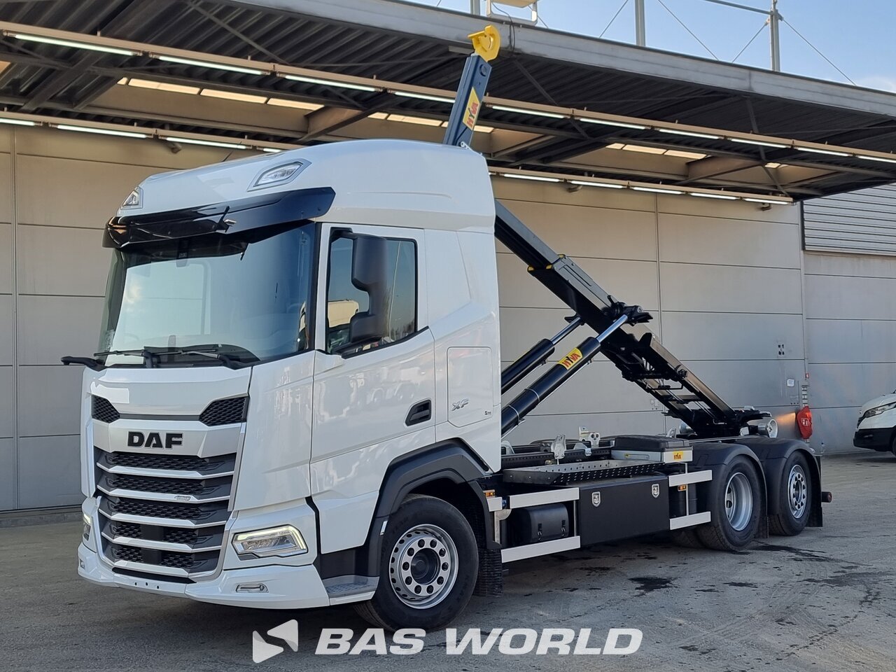 Other : DAF XF 480 camión con gancho elevador