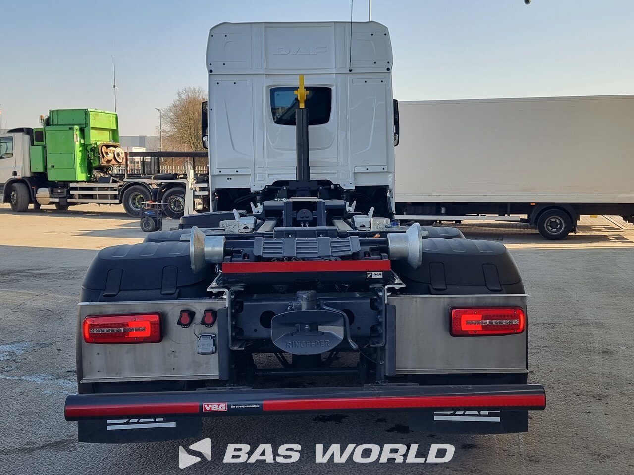 Other : DAF XF 480 camión con gancho elevador
