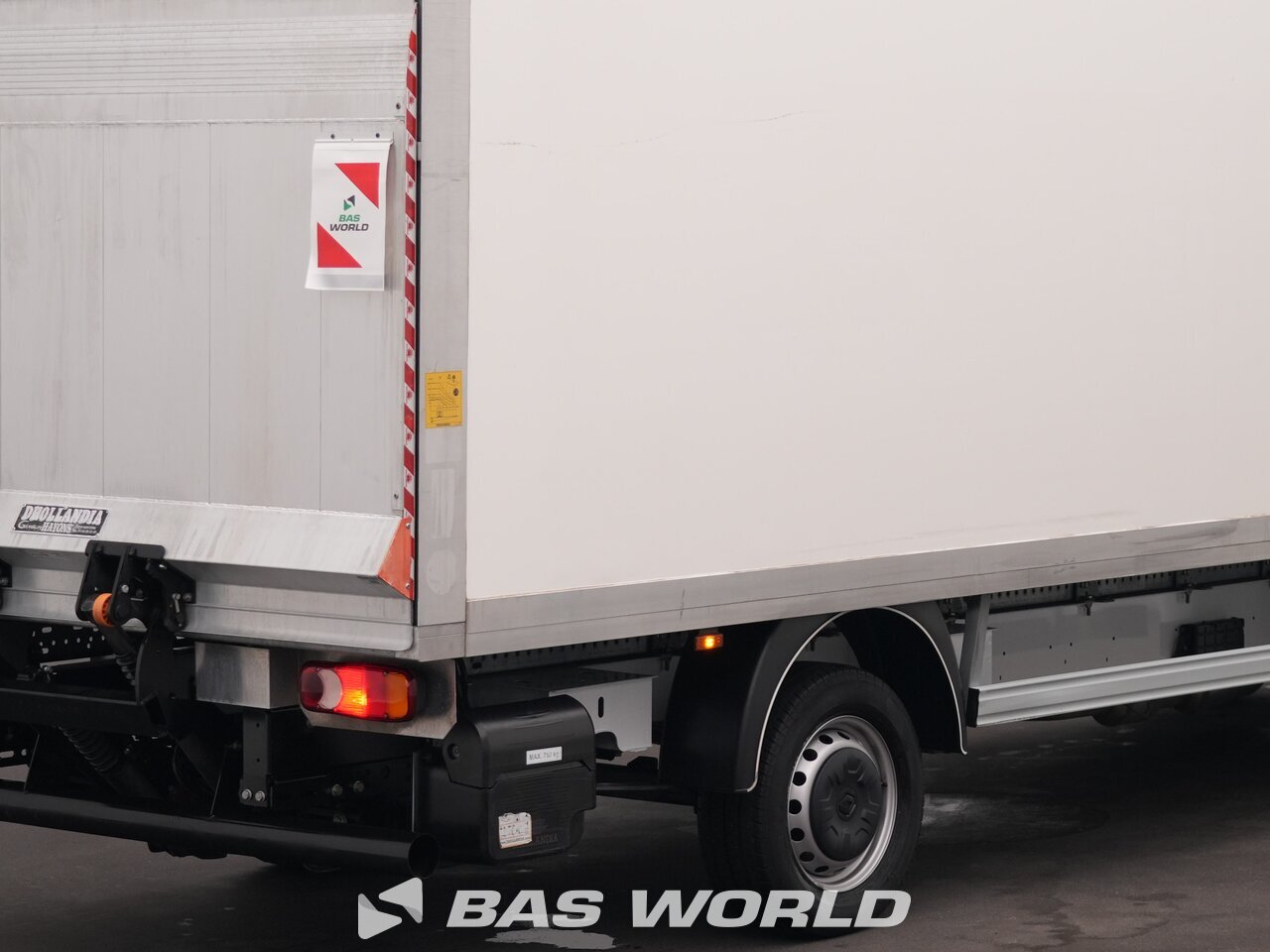 Other : Renault Master 145PK Box body