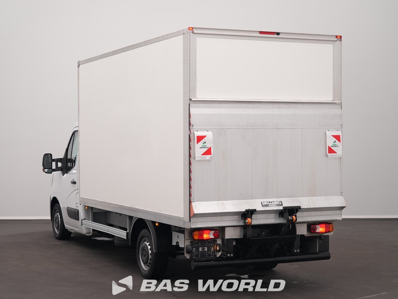 Other : Renault Master 145PK Box body
