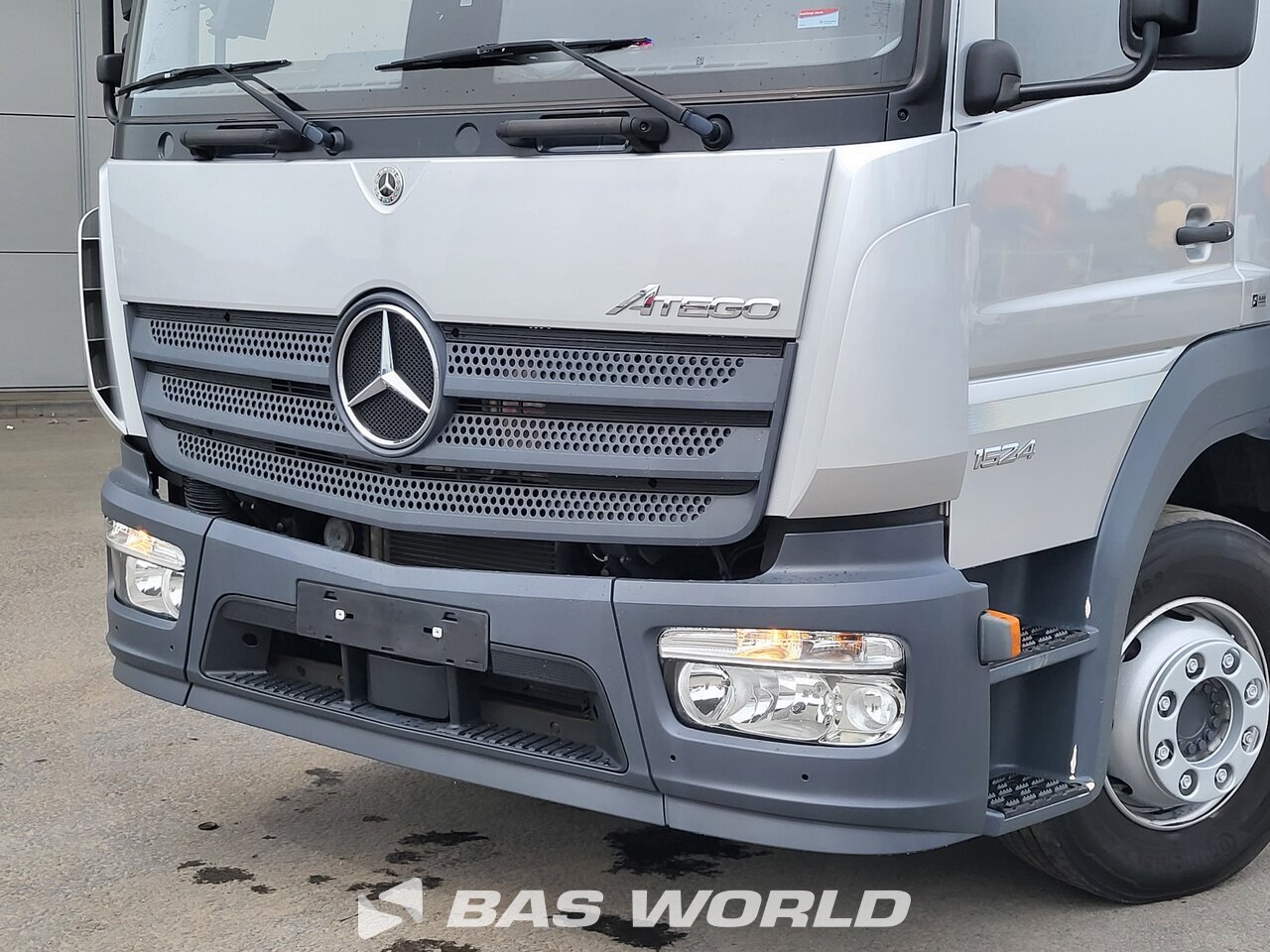 Other : Mercedes Atego 1524 Curtainside Truck