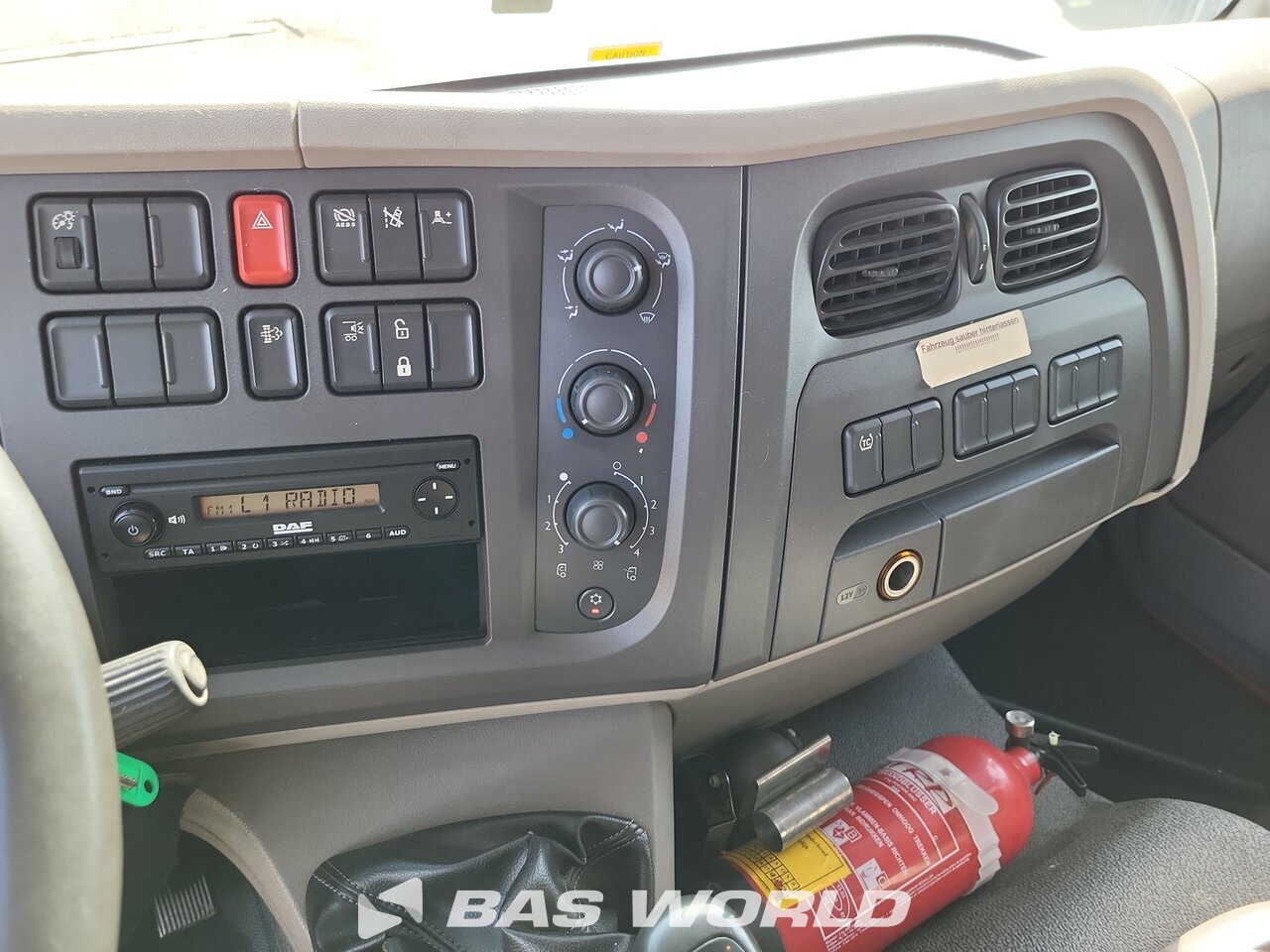 Other : DAF LF 230 وحدات الجر