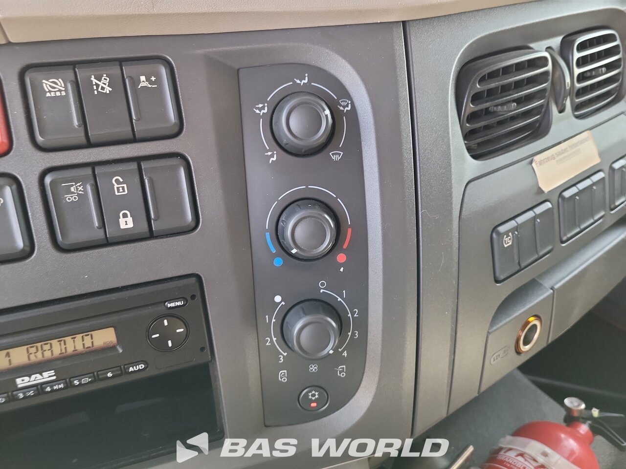 Other : DAF LF 230 وحدات الجر