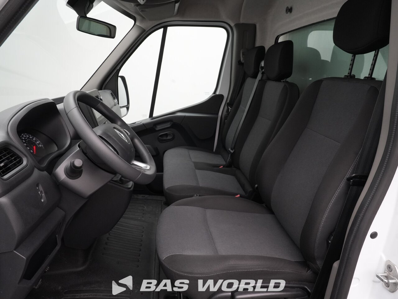 Other : Renault Master 145PK Stängda lastbilskarosser