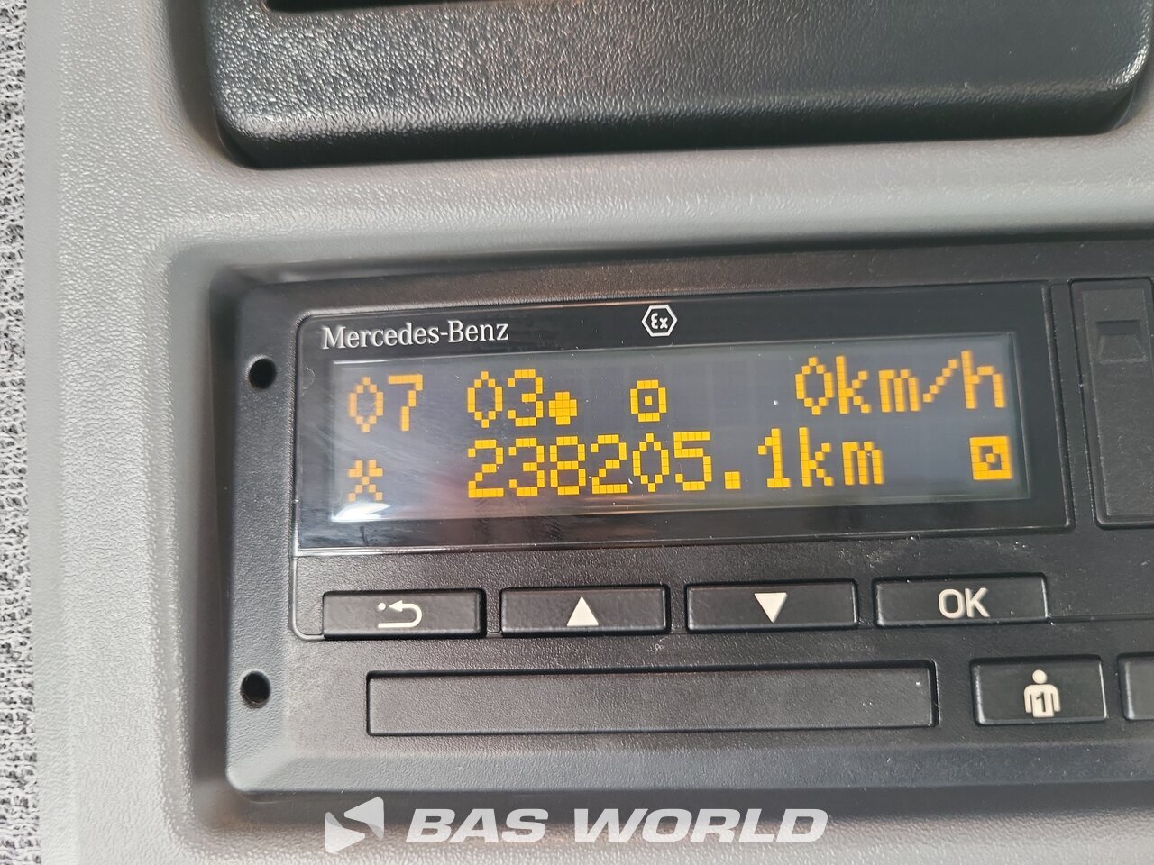 Other : Mercedes Atego 1223 Carrosseries fourgons