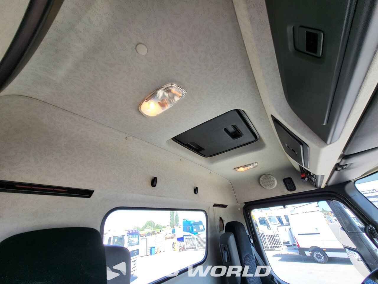 Other : Mercedes Antos 2542 camion à bras