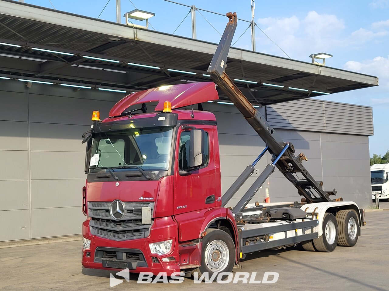 Other : Mercedes Antos 2542 camion à bras