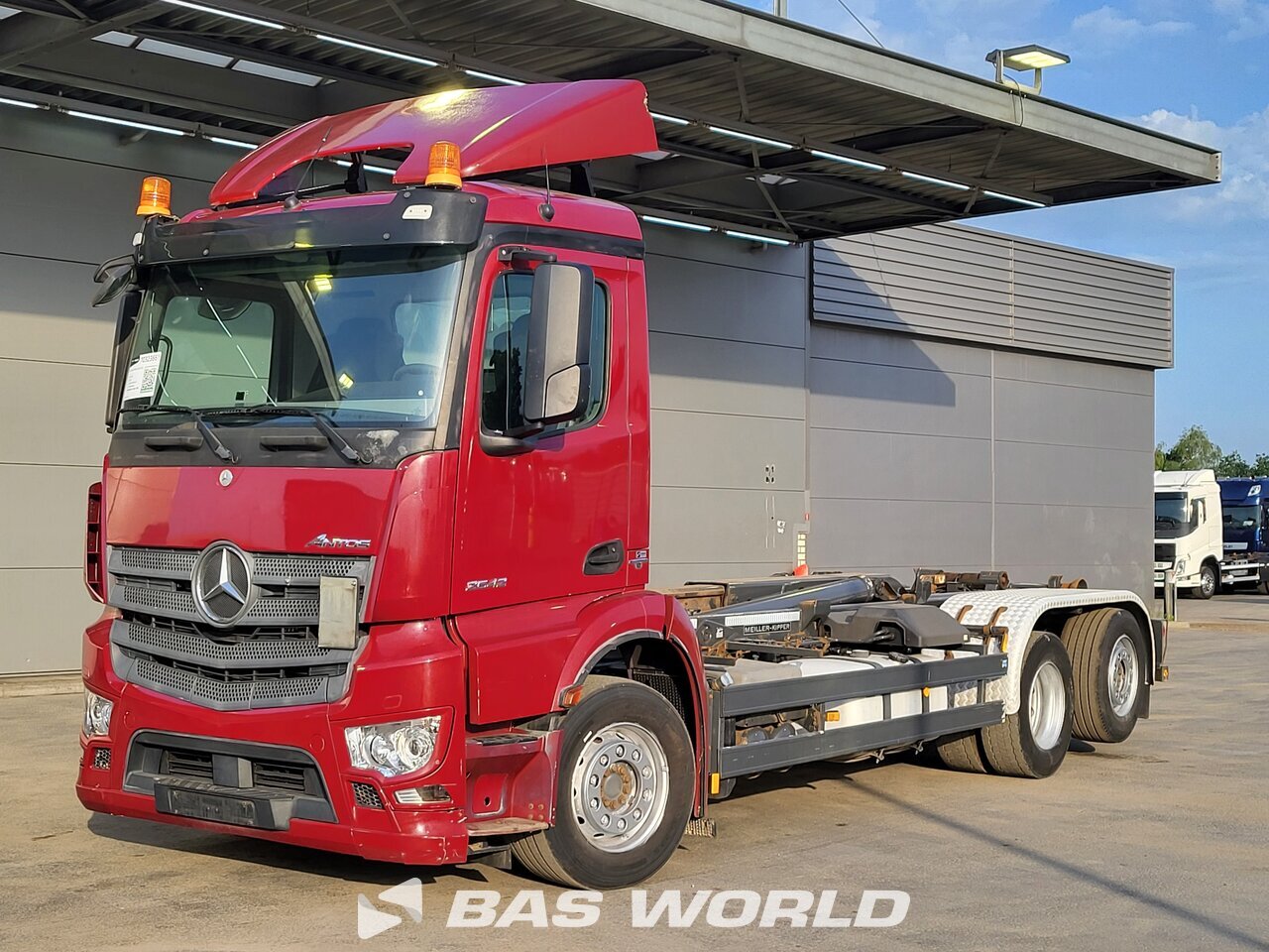 Other : Mercedes Antos 2542 camion à bras