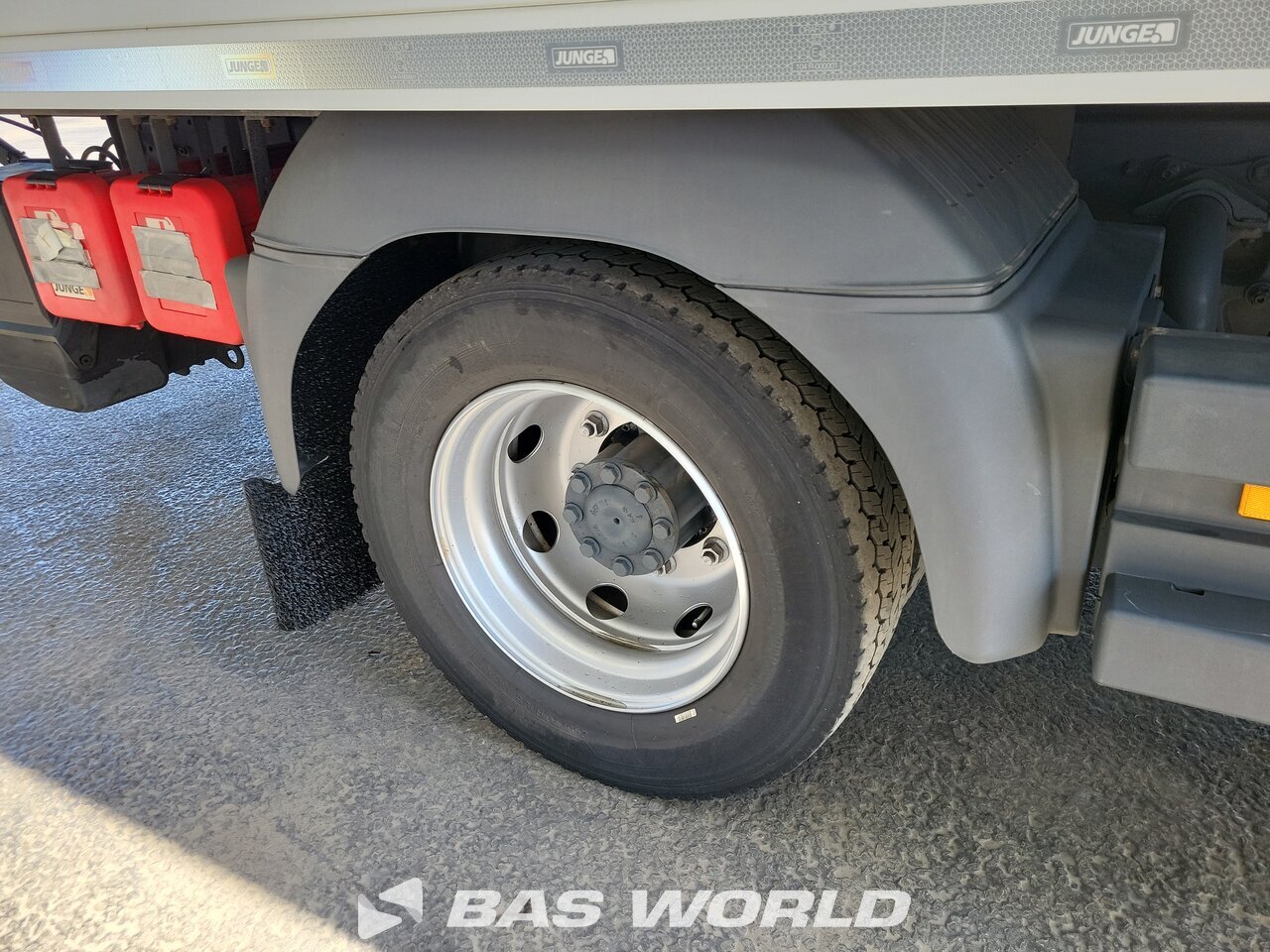 Other : Mercedes Atego 1223 Carrosseries fourgons
